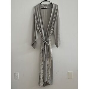 LFrank By Liseanne Frankfurt Gray Robe No Size Tag Check Measurements